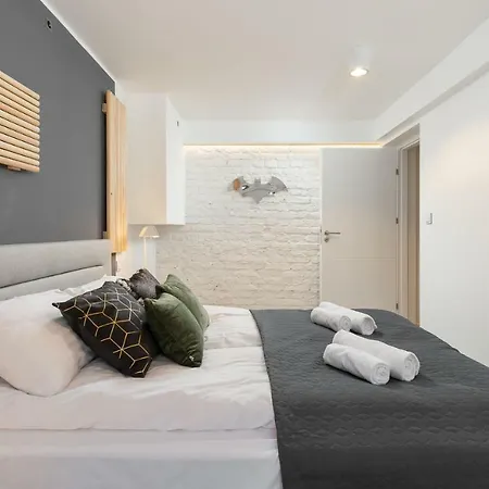 Apartment Rent Like - Czerniakowska 178 Warsaw